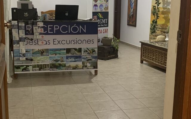 Aparta Hotel Las Rosa