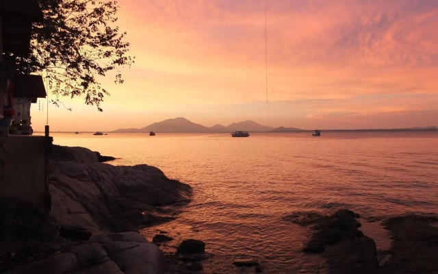 Sunrise Villas Seaview