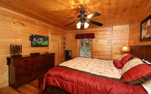 Blessed Nest - Four Bedroom Cabin