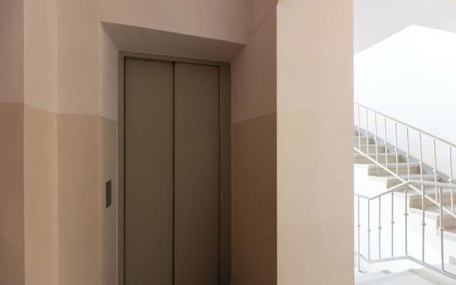 Art Deco Apartment Warsaw by Renters