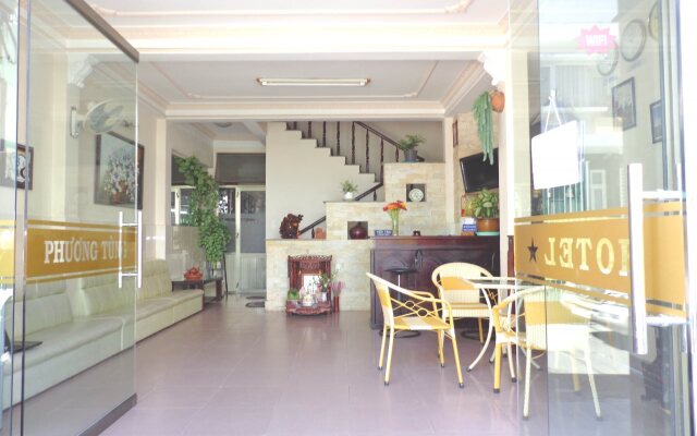 Phuong Tung Dalat Hotel