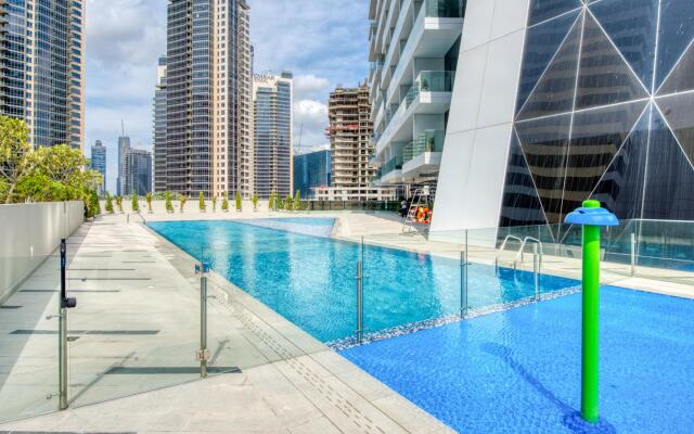 Luxury Apt W Burj Khalifa Vw Dubai Canal Access