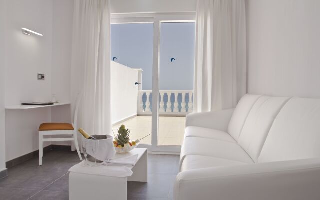 Hotel Los Delfines