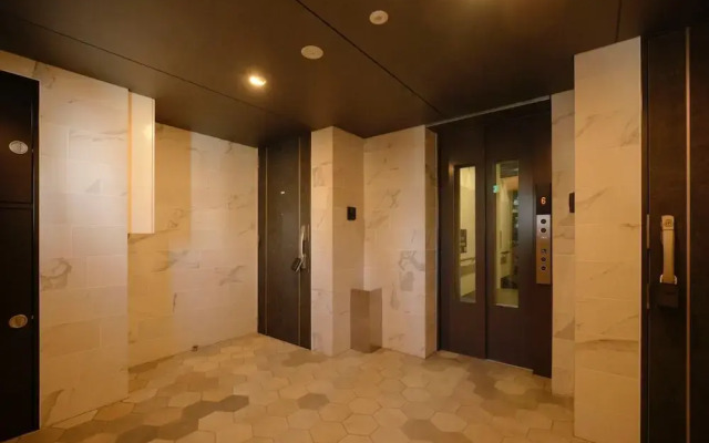 MODELLO Sangenjaya by Tranova