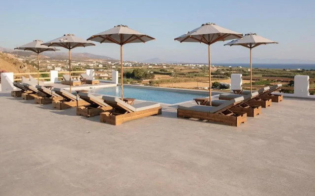 Naxos Earth Suites