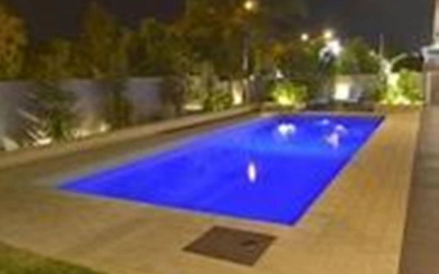 Bentley Motel
