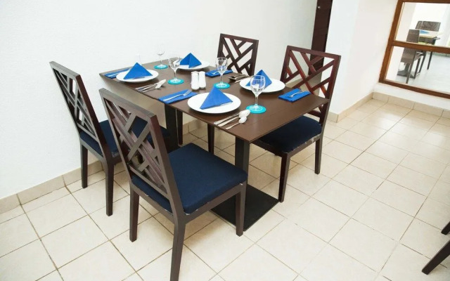 Blue Sky Holiday Hotel