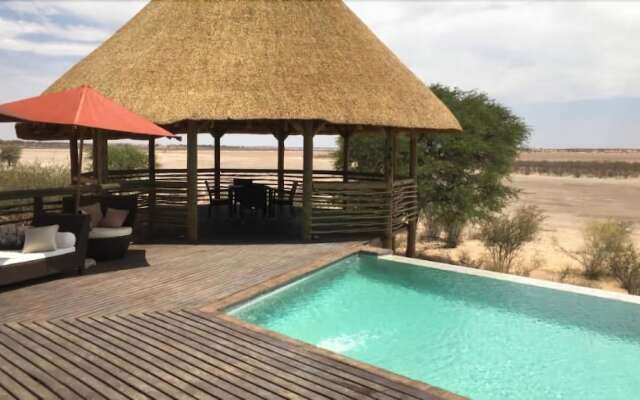 Intu Africa Suricate Tented Kalahari Lodge