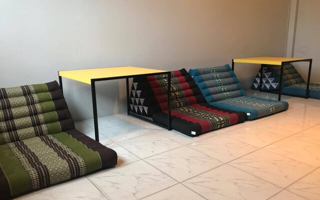 Green Onion Hostel