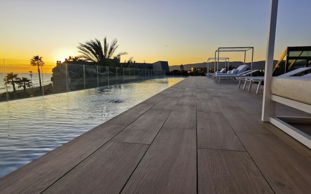 Hotel Tropical Gava Mar