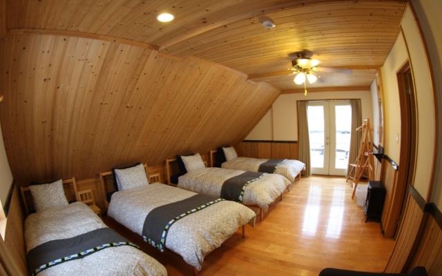 Hakuba Powder Cottages – Guest Rooms – Hakuba