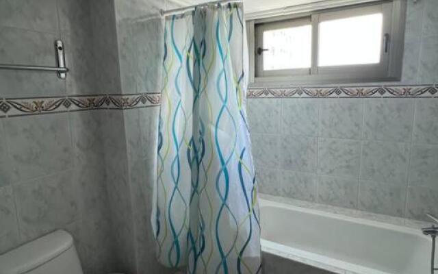 3-BR GOLD LUXURY Oceanfront+ Pool & Breakfast area