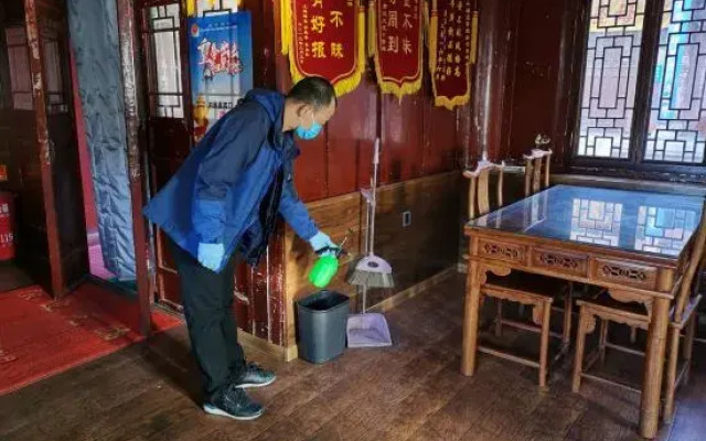 Huashan Xifeng Hotel