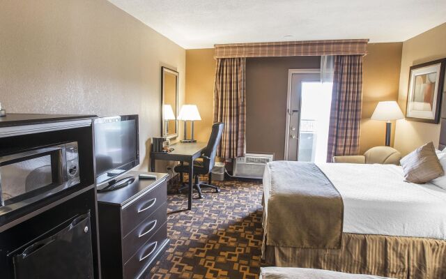 Quality Inn & Suites Denver Stapleton