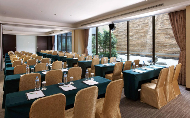 Evergreen Resort Hotel (Jiaosi)
