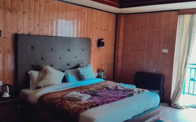 Rufina Lachung's Pride & SPA