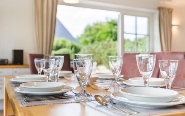 luxuriösen Neubau für 6 Personen