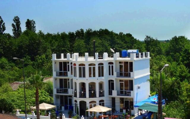 Hotel White House Anaklia