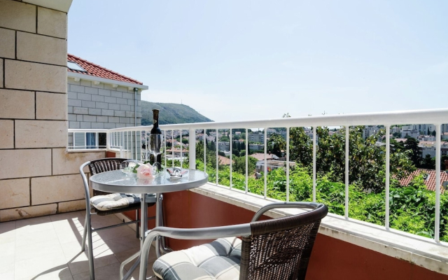 Sumptuous Apartment in Dubrovnik With Private Terrace