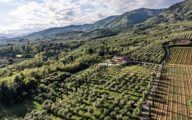 Appartamento con vista panoramica piscina e jacuzzi