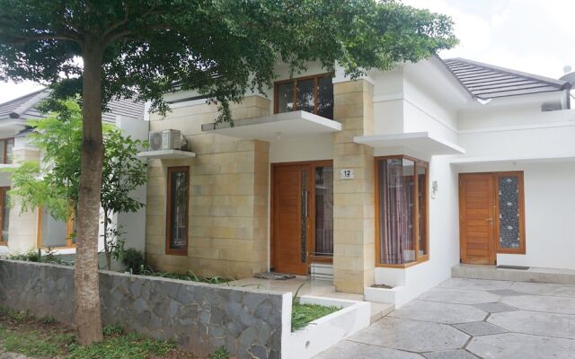 Rumah Bungur Jogja