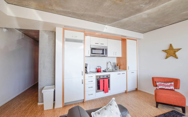 Space Needle Suites by Luxe Hubs