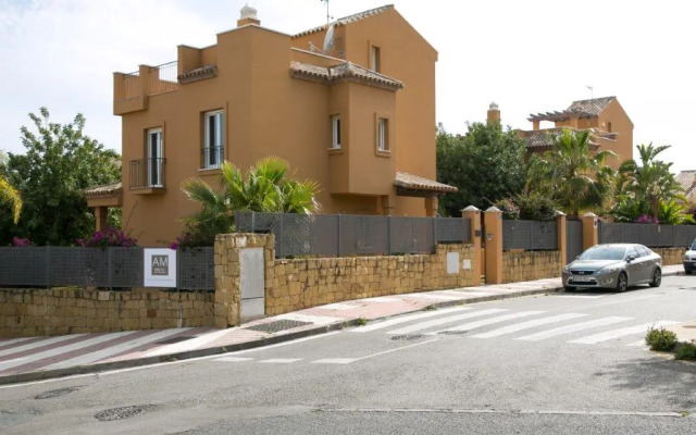 Villas Av Los Altos De Marbella
