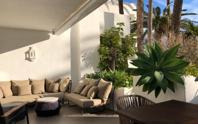 Alcazaba Beach Luxury Apartment02 Estepona