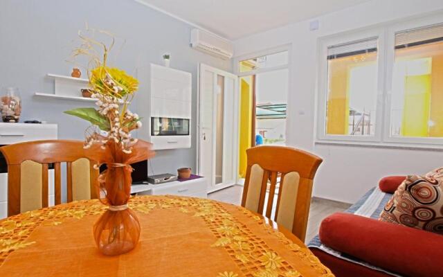 Apartment Snezana 1200