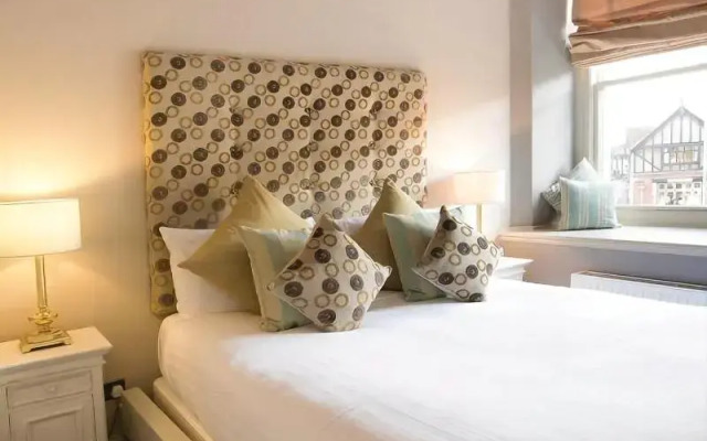 Ox Hotel Bar & Grill