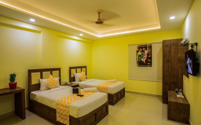 Hotel Cinemascope by OYO Rooms