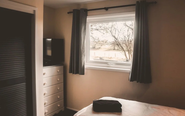 Keer Side Lodge, Luxury Lodge With Private hot tub at Pine Lake Resort