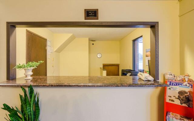 Rodeway Inn Mitchell