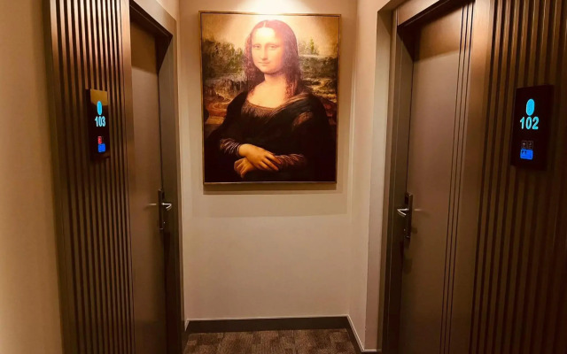 Monalisa Aparthotel