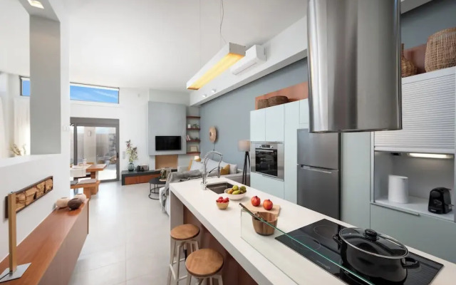 Notiko villas