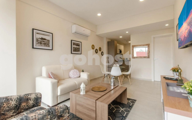 Exceptional Apartment W Great View