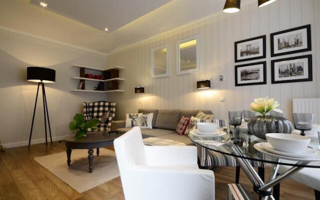 Dom & House - Apartamenty Nadmorski Dwór