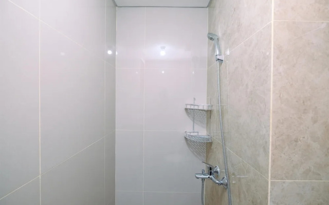 Cozy Living And Homey Studio Transpark Cibubur Apartment