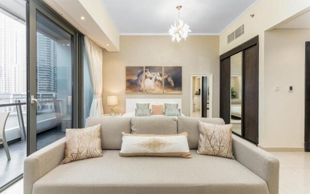 LUX Holiday Home Dubai Marina JBR - Silverene Towers