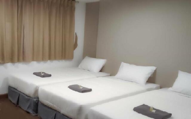 499 Hotel Ratchadapisek Bangkok