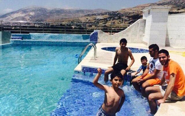 Delora Hotel and Suites