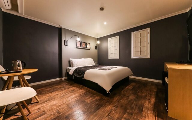 friends hotel
