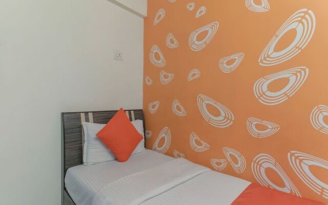 OYO 22920 Executive Skyline Service Apartments