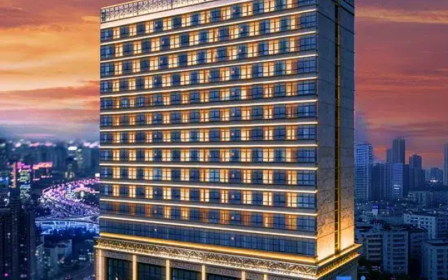 Microtel by Wyndham Maoming