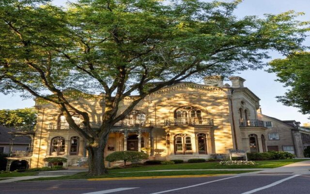 hotelImage