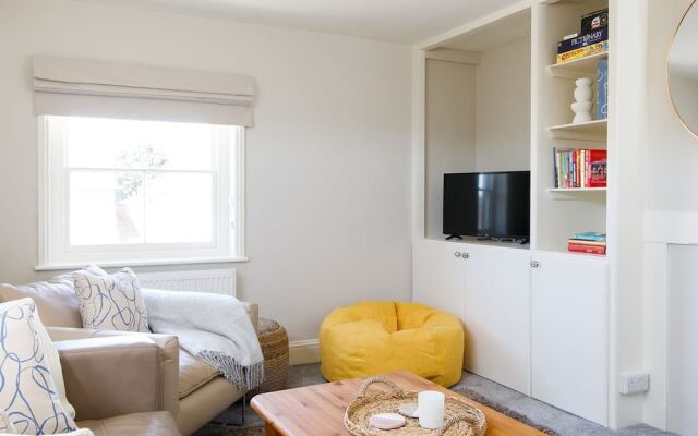 Stylish Apartment Gastro Pub in West Wittering