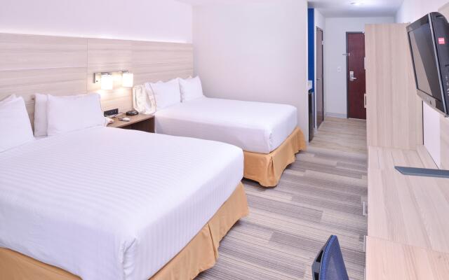 Holiday Inn Express Hotel & Suites San Diego Otay Mesa, an IHG Hotel