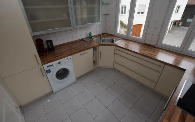 AB Apartment 25