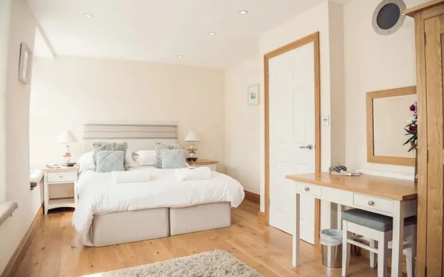 Padstow Breaks - Duke House