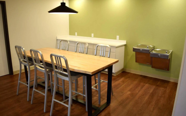 WoodSpring Suites Las Colinas - Northwest Dallas